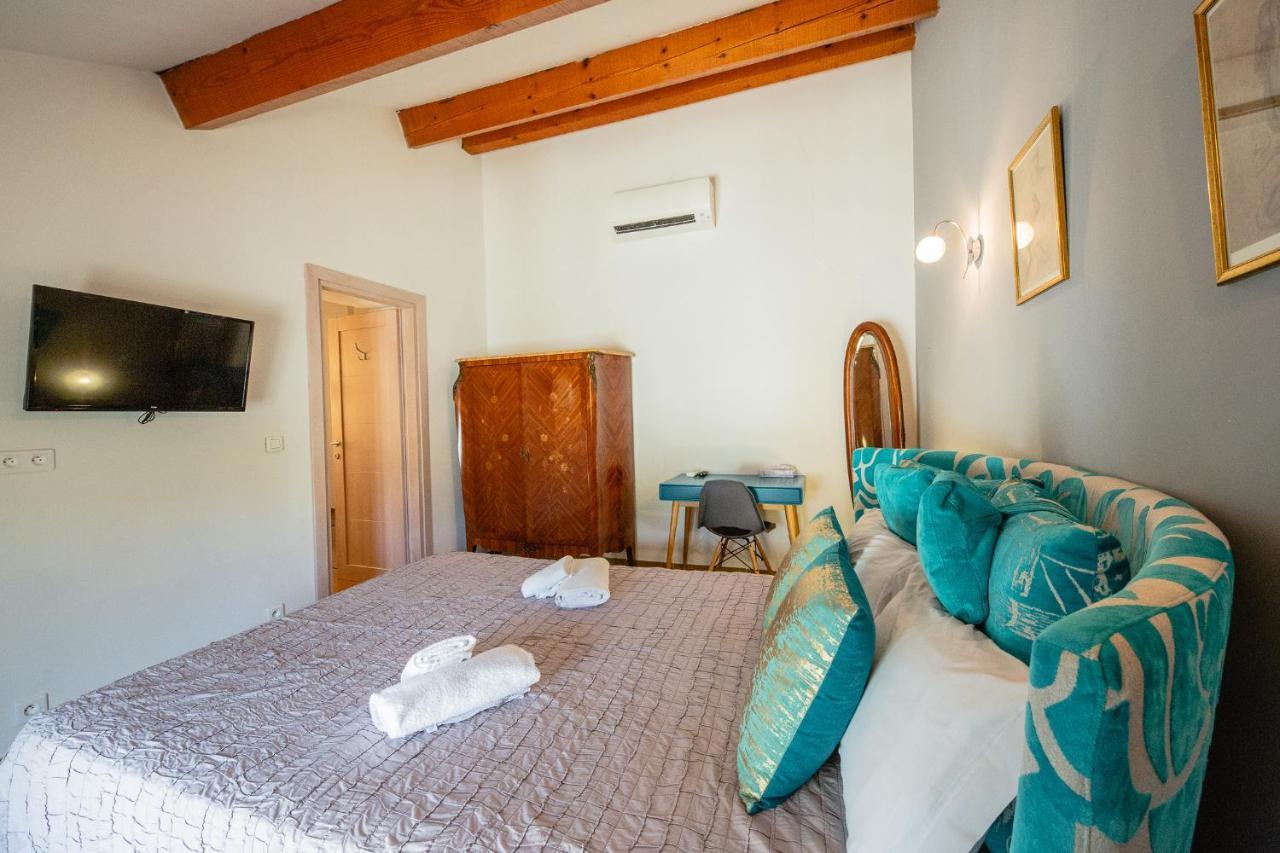 Auberge U N'Antru Versu San-Gavino-di-Carbini Exterior photo
